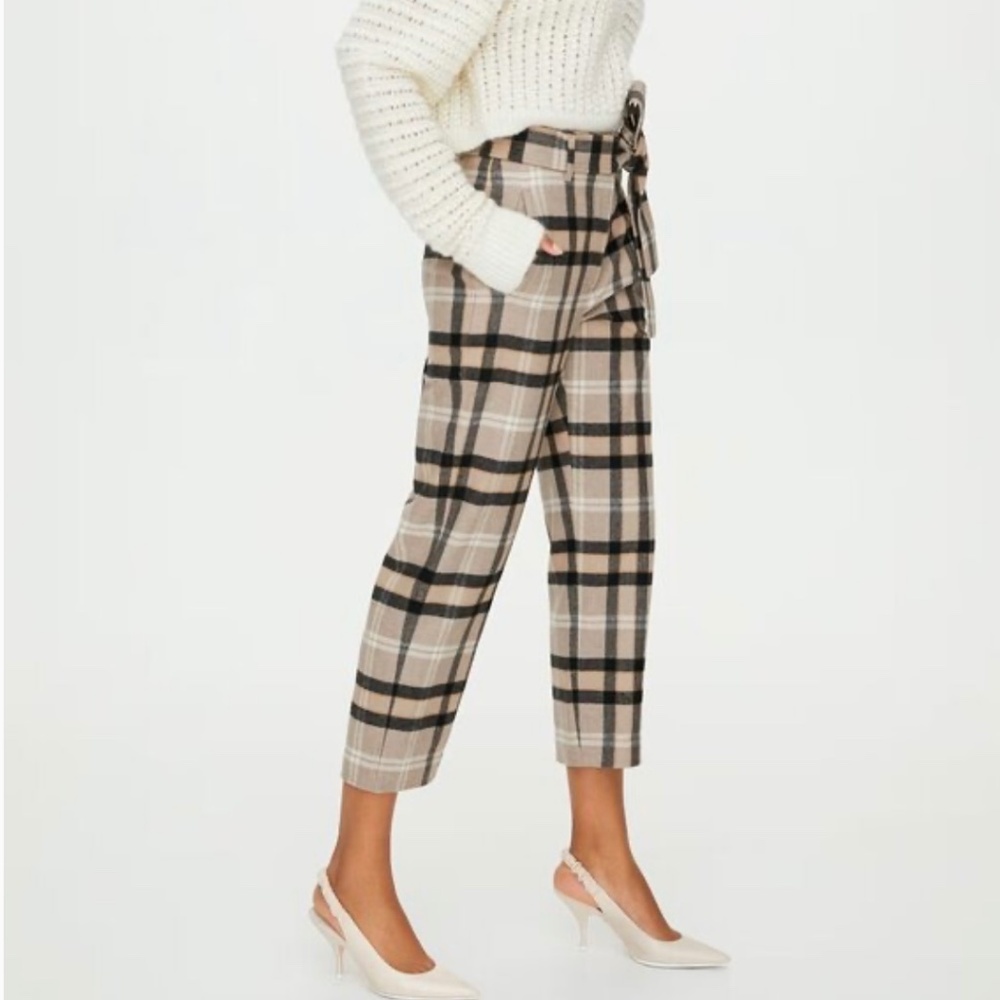 Aritzia Plaid Ankle Crop Paperbag Waist Pants in Beige Black